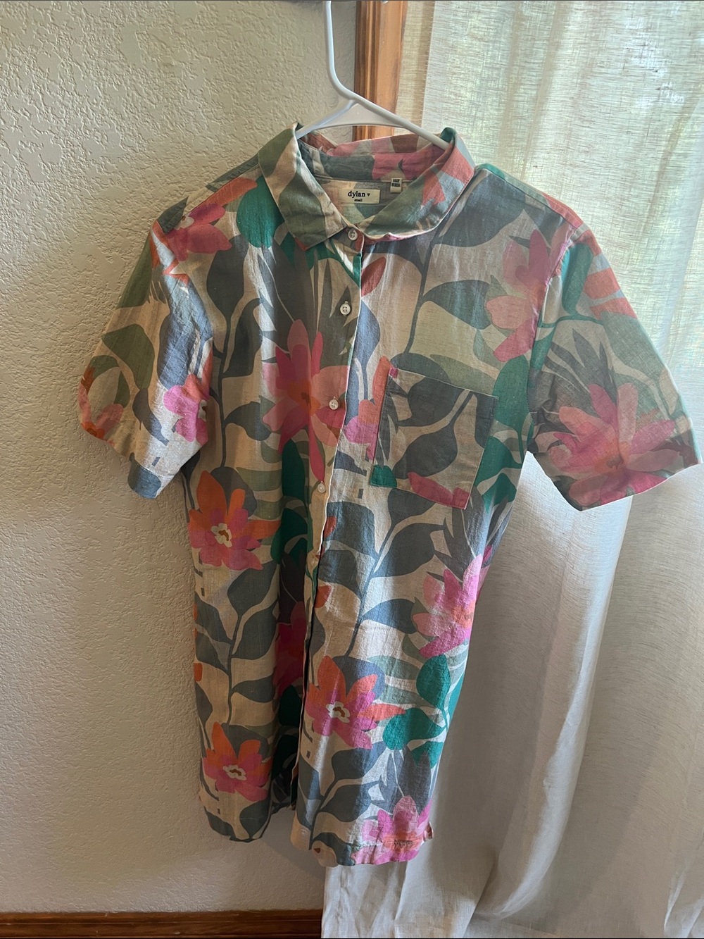 dylan Short-Sleeve Floral Button-Down Dress in Pink, Green, Gray